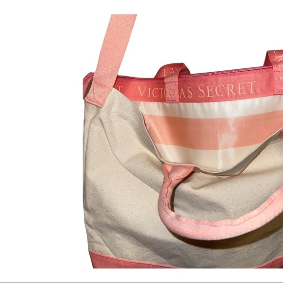 NWT Victoria Secret Women Bag ! - Picture 3 of 5